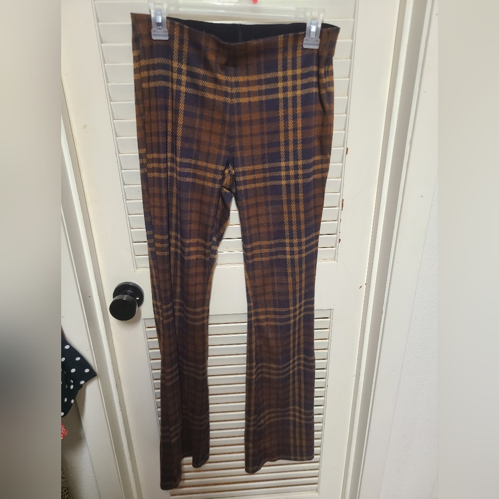 American Eagle Plaid Flare Leggings